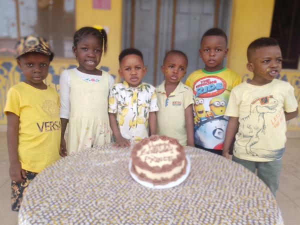 Nursery-Yellow-Week-2022-22-19-